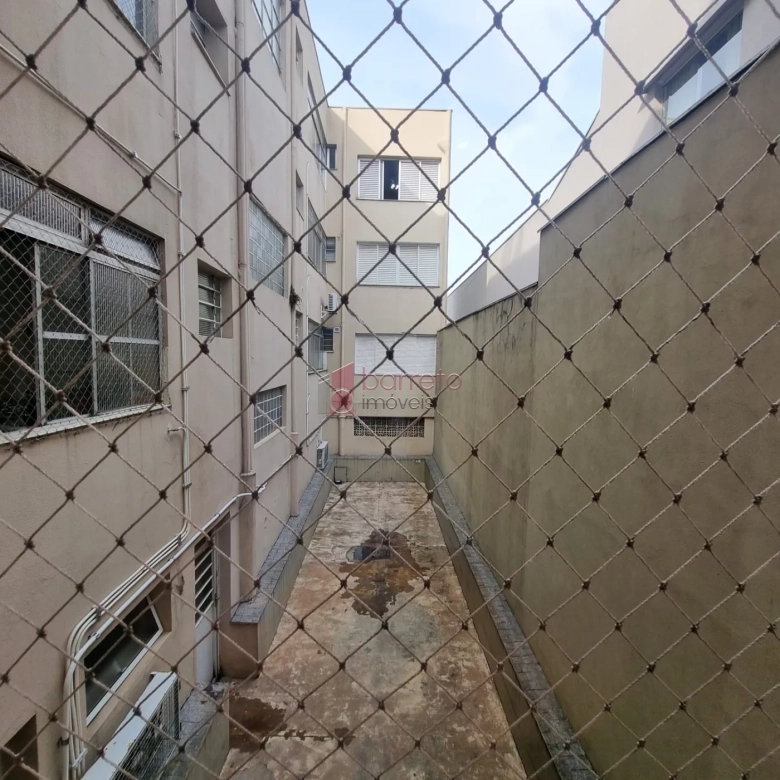 APARTAMENTO ESTILO CASA À VENDA NO CENTRO – JUNDIAÍ/SP
