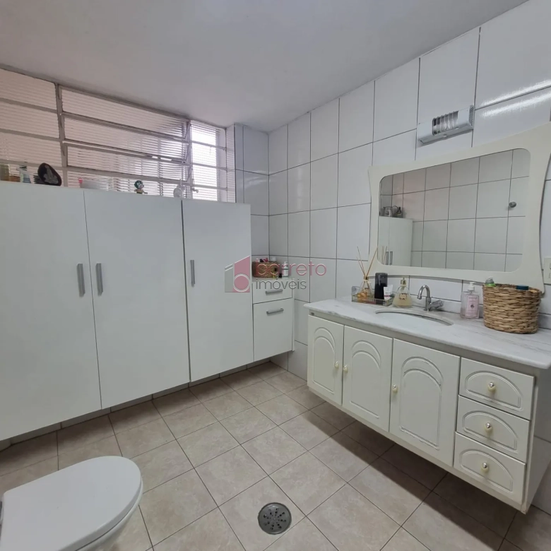 APARTAMENTO ESTILO CASA À VENDA NO CENTRO – JUNDIAÍ/SP