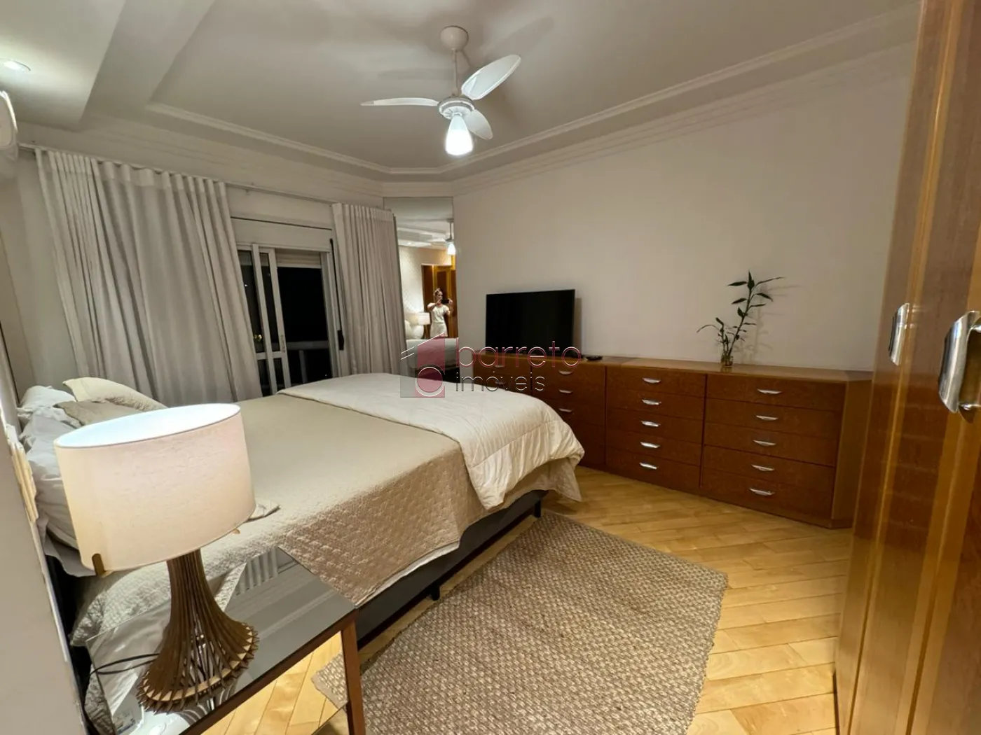 APARTAMENTO MOBILIADO PARA VENDA E LOCAÇÃO NO CONDOMÍNIO MAISON CLASSIC – JUNDIAÍ/SP