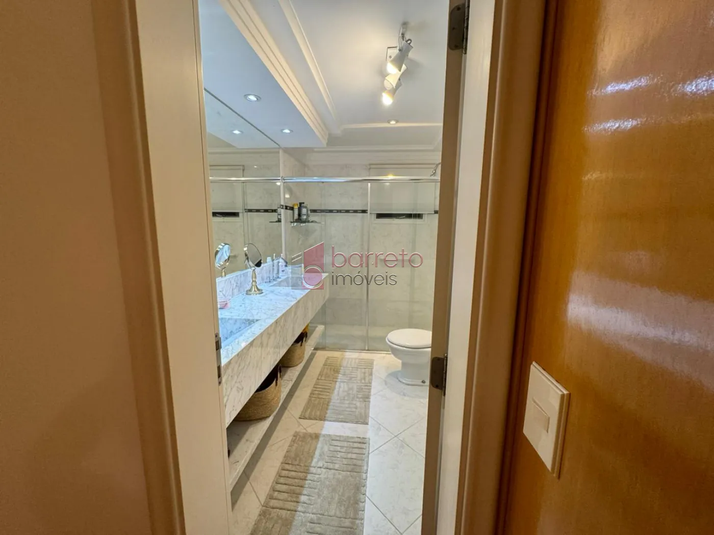 APARTAMENTO MOBILIADO PARA VENDA E LOCAÇÃO NO CONDOMÍNIO MAISON CLASSIC – JUNDIAÍ/SP
