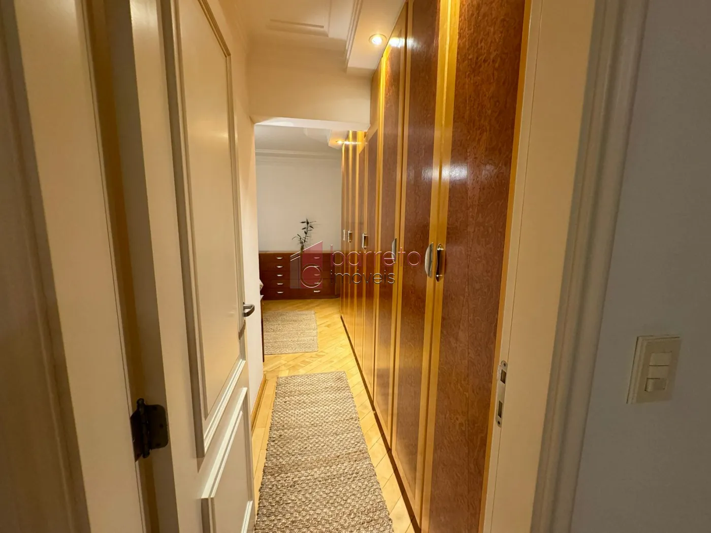 APARTAMENTO MOBILIADO PARA VENDA E LOCAÇÃO NO CONDOMÍNIO MAISON CLASSIC – JUNDIAÍ/SP