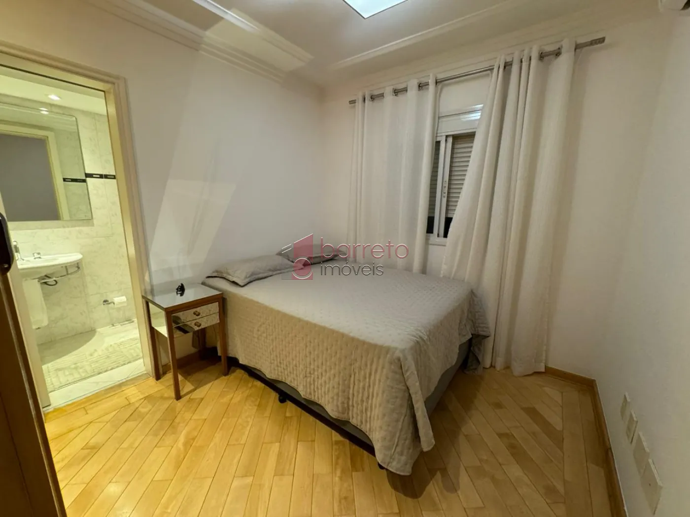 APARTAMENTO MOBILIADO PARA VENDA E LOCAÇÃO NO CONDOMÍNIO MAISON CLASSIC – JUNDIAÍ/SP