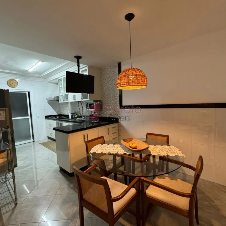 APARTAMENTO MOBILIADO PARA VENDA E LOCAÇÃO NO CONDOMÍNIO MAISON CLASSIC – JUNDIAÍ/SP