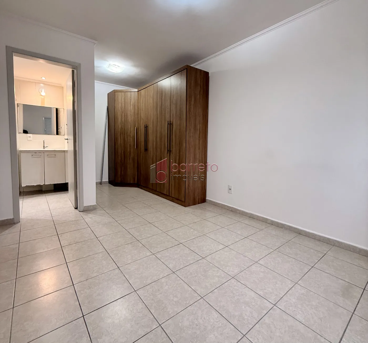 APARTAMENTO À VENDA NO CONDOMÍNIO RAVENNA – ENGORDADOURO – JUNDIAÍ/SP