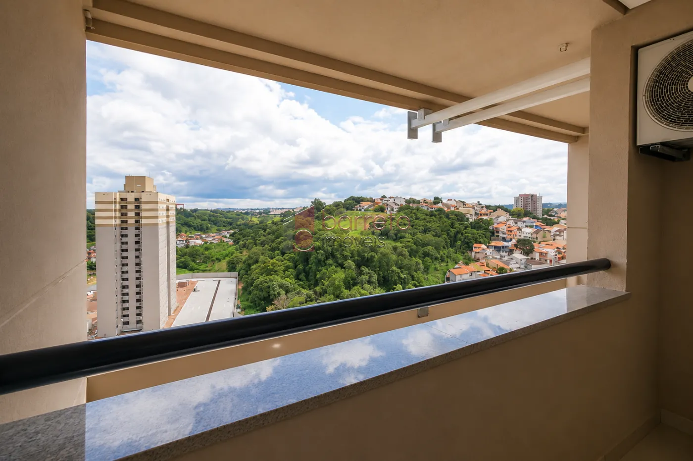 APARTAMENTO PARA LOCAÇÃO NO CONDOMÍNIO TORRES DE OZANAM – JUNDIAÍ/SP