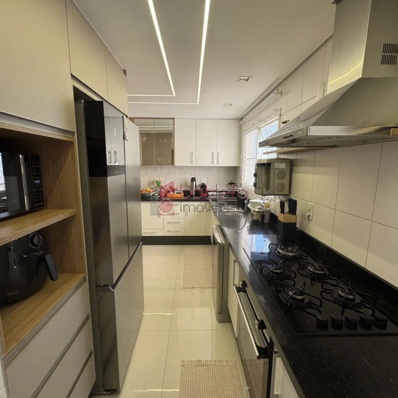 APARTAMENTO À VENDA NO CONDOMÍNIO CAMPOS ELÍSIOS EM JUNDIAÍ/SP
