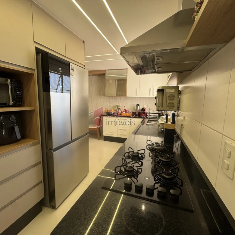 APARTAMENTO À VENDA NO CONDOMÍNIO CAMPOS ELÍSIOS EM JUNDIAÍ/SP