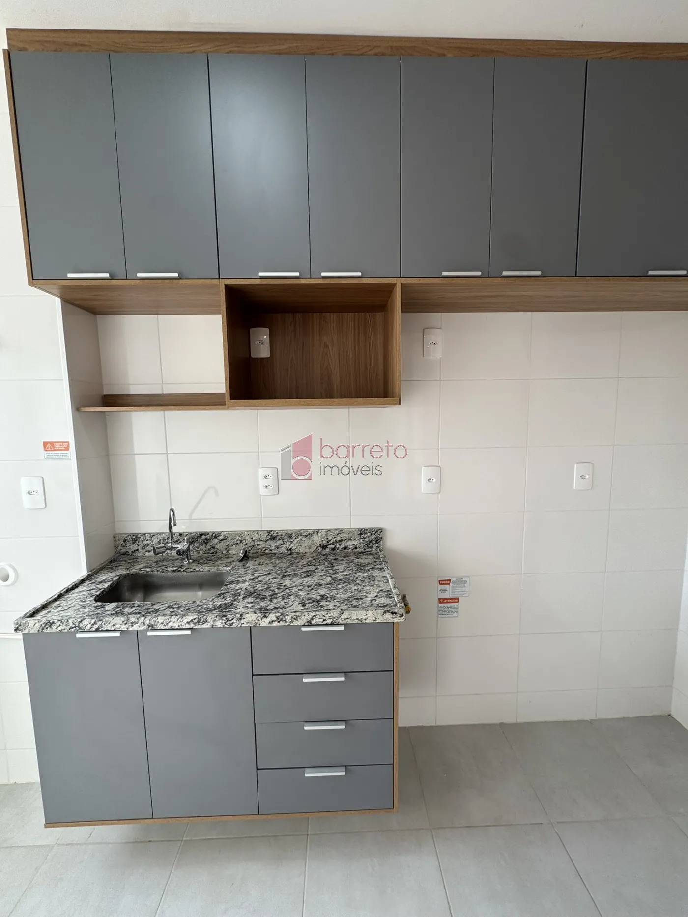 APARTAMENTO COM 02 QUARTOS À VENDA NO CONDOMÍNIO JARDIM DI FLORENÇA – MEDEIROS – JUNDIAÍ/SP