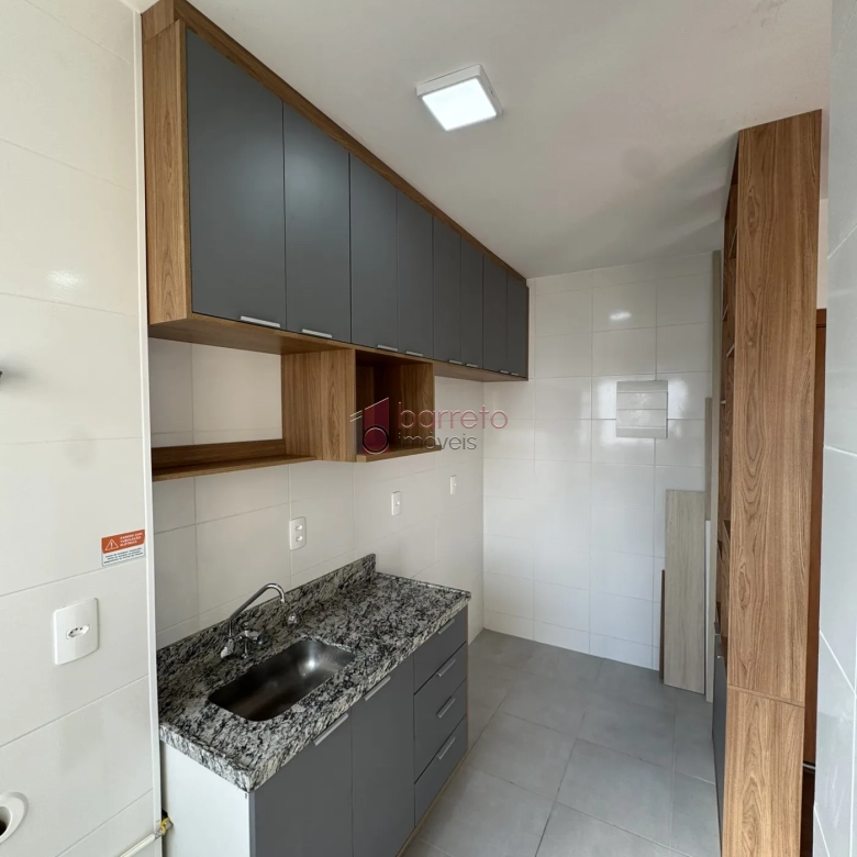 APARTAMENTO COM 02 QUARTOS À VENDA NO CONDOMÍNIO JARDIM DI FLORENÇA – MEDEIROS – JUNDIAÍ/SP