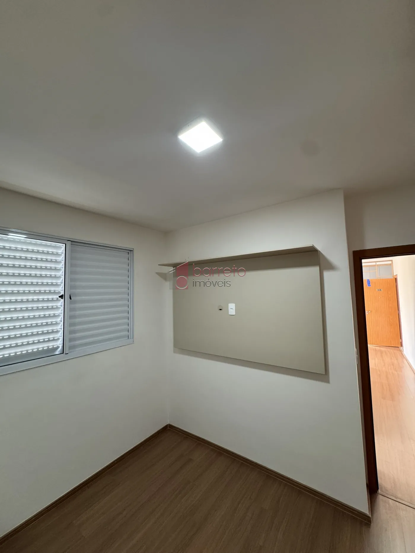 APARTAMENTO COM 02 QUARTOS À VENDA NO CONDOMÍNIO JARDIM DI FLORENÇA – MEDEIROS – JUNDIAÍ/SP