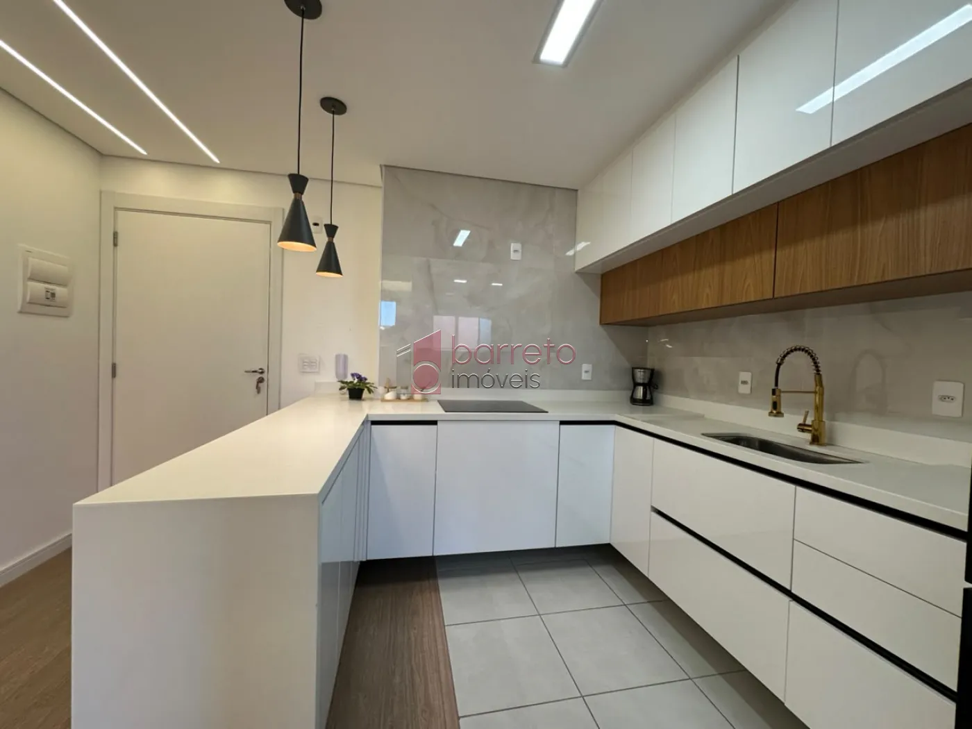 APARTAMENTO À VENDA NO CONDOMÍNIO DIFFERENZIATO EM JUNDIAÍ/SP