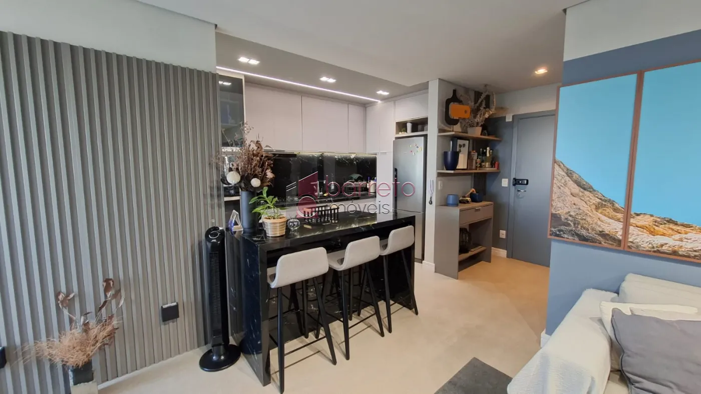 APARTAMENTO MOBILIADO À VENDA NO CONDOMÍNIO ALTOS DA SAMUEL – JUNDIAÍ/SP