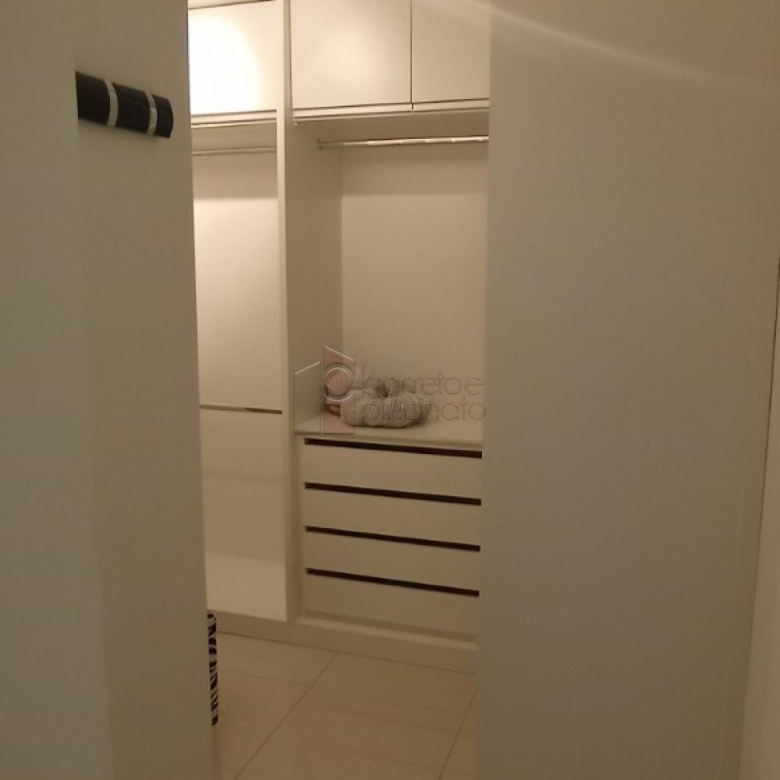 APARTAMENTO PARA VENDA OU LOCAÇÃO NO EDIFÍCIO PIAZZA MESSINA – JUNDIAÍ/SP