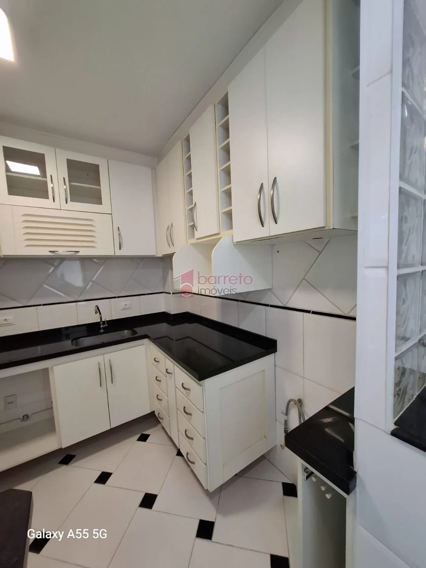 APARTAMENTO PARA LOCAÇÃO NO CONDOMÍNIO CHÁCARA DAS FLORES II – JUNDIAÍ/SP
