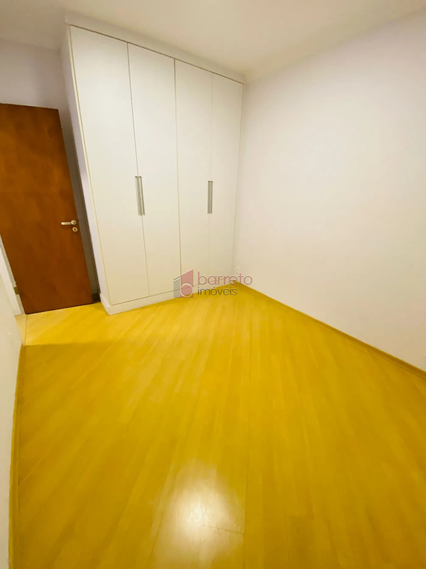 APARTAMENTO PARA LOCAÇÃO NO CONDOMÍNIO CHÁCARA DAS FLORES II – JUNDIAÍ/SP