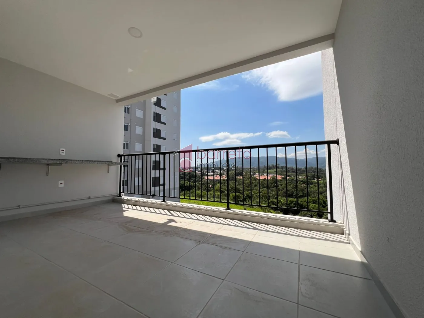 APARTAMENTO À VENDA NO CONDOMÍNIO LA SIERRA – JUNDIAÍ/SP