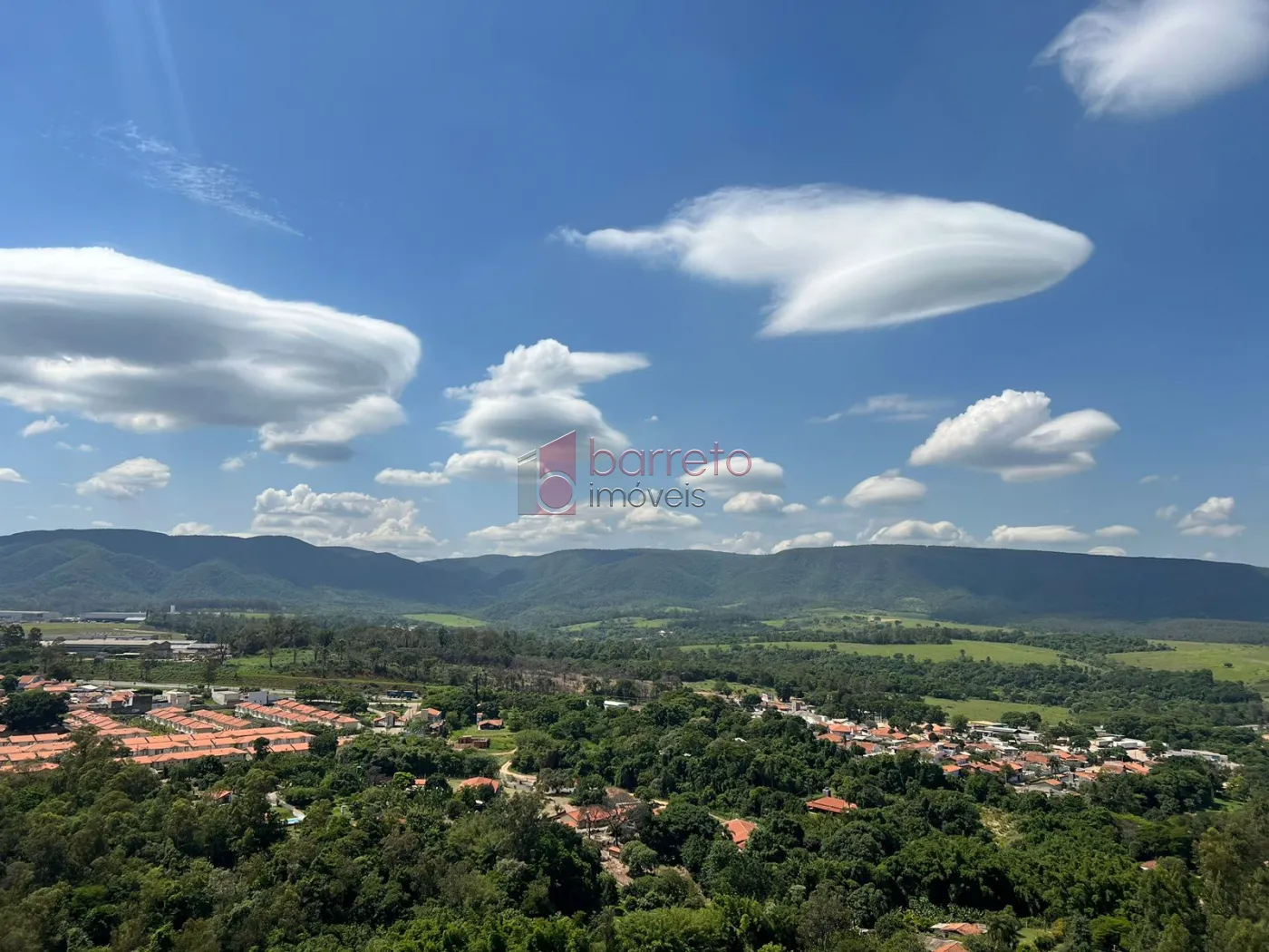 APARTAMENTO À VENDA NO CONDOMÍNIO LA SIERRA – JUNDIAÍ/SP