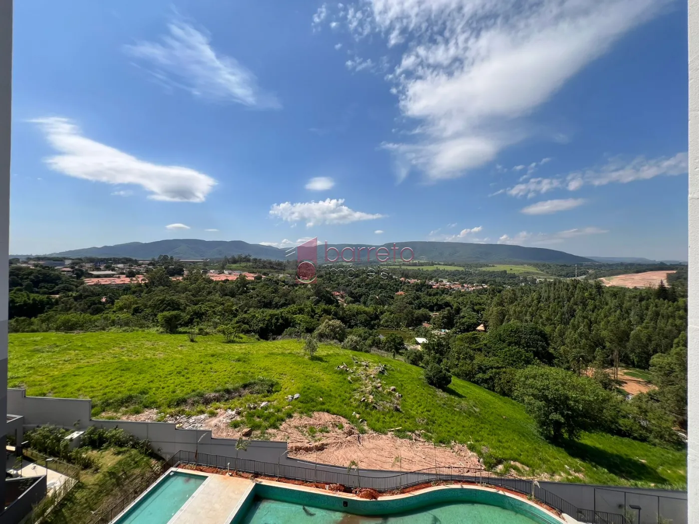 APARTAMENTO À VENDA NO CONDOMÍNIO LA SIERRA – JUNDIAÍ/SP