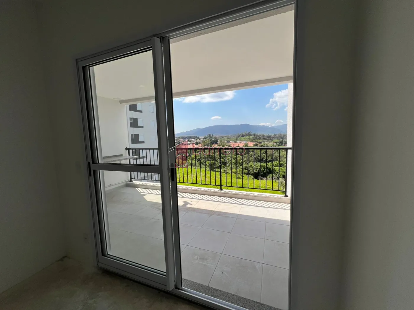 APARTAMENTO À VENDA NO CONDOMÍNIO LA SIERRA – JUNDIAÍ/SP