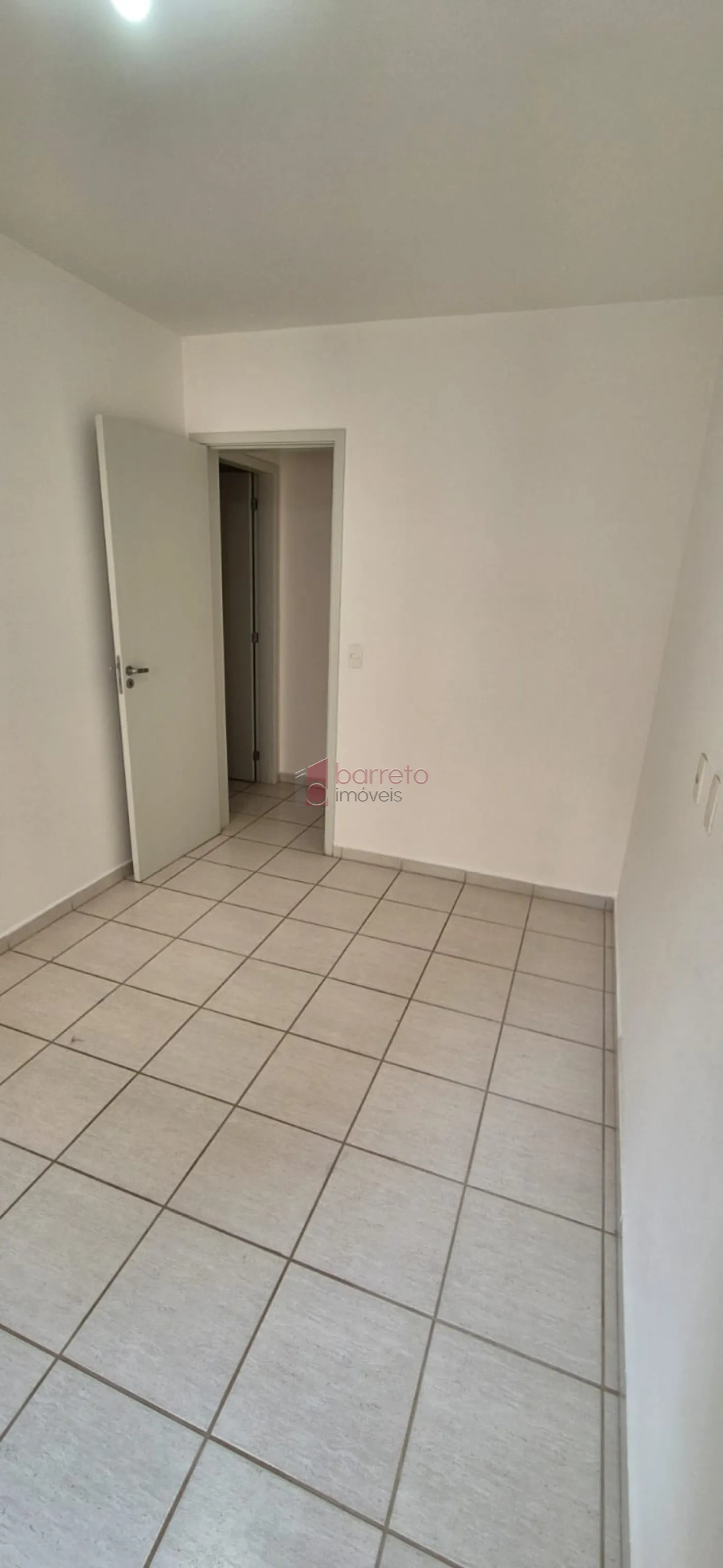 APARTAMENTO À VENDA NO CONDOMÍNIO VARANDAS DO JAPI – JUNDIAÍ/SP