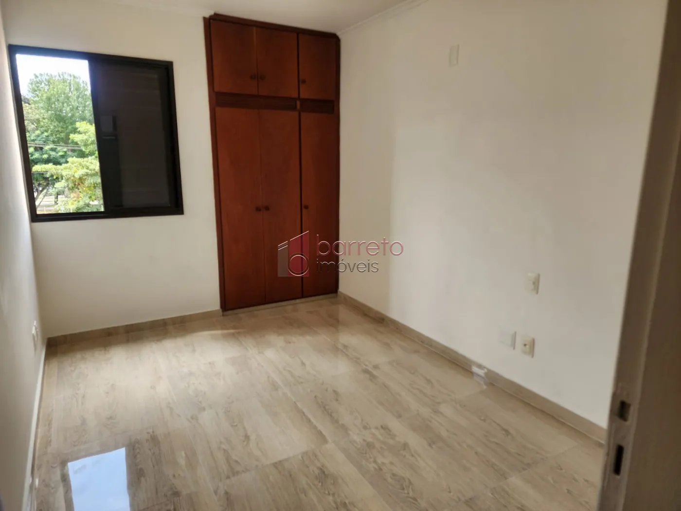 APARTAMENTO COM 03 QUARTOS À VENDA NO CONDOMÍNIO RESIDENCIAL PARQUE DA REPRESA EM JUNDIAÍ/SP