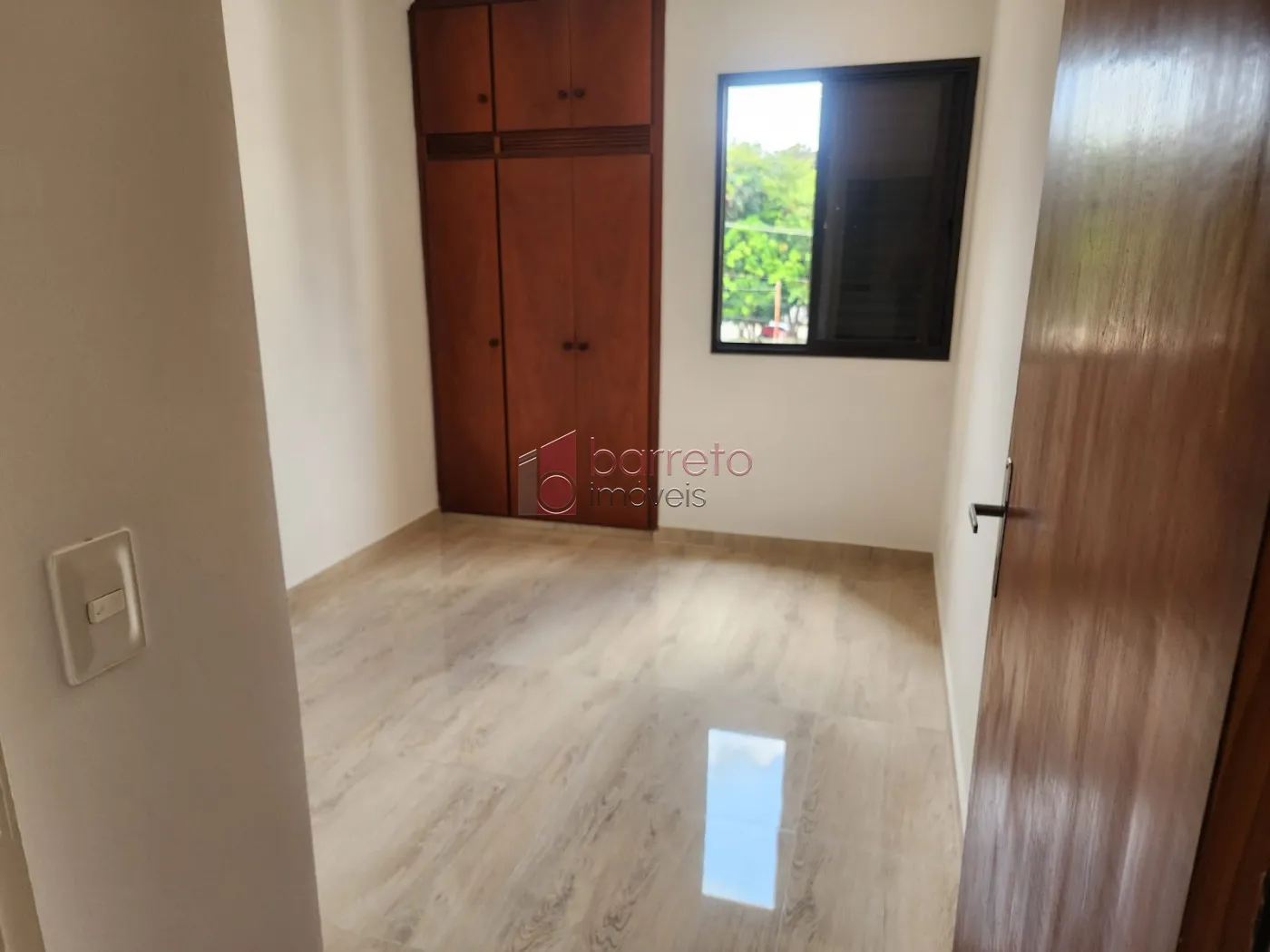 APARTAMENTO COM 03 QUARTOS À VENDA NO CONDOMÍNIO RESIDENCIAL PARQUE DA REPRESA EM JUNDIAÍ/SP