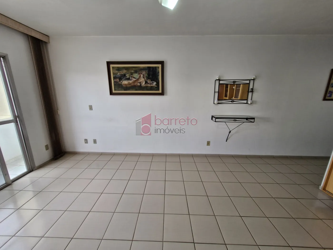APARTAMENTO SEMI MOBILIADO NO EDIFÍCIO LIBERDADE – JUNDIAI/SP