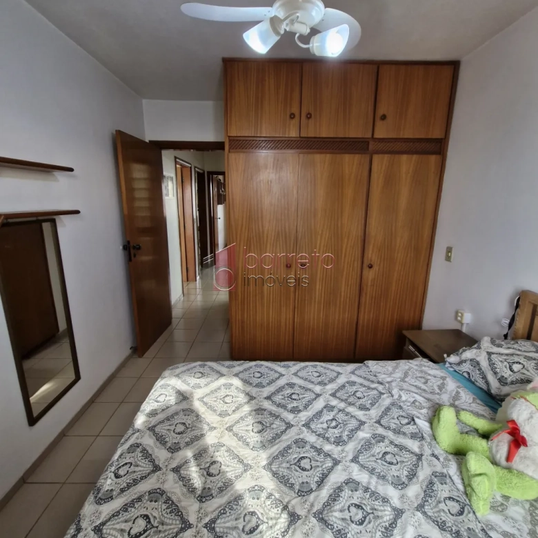 APARTAMENTO SEMI MOBILIADO NO EDIFÍCIO LIBERDADE – JUNDIAI/SP