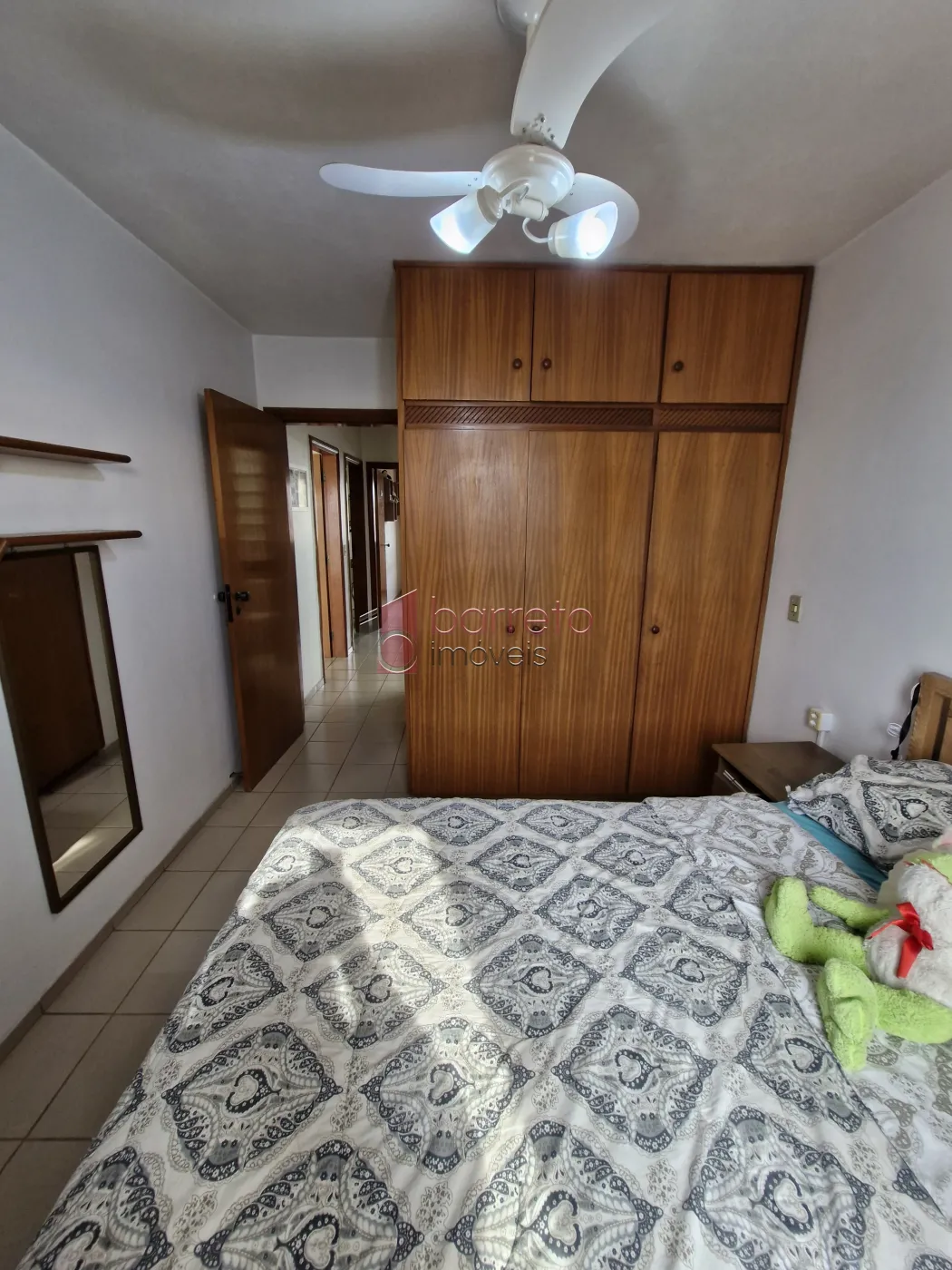 APARTAMENTO SEMI MOBILIADO NO EDIFÍCIO LIBERDADE – JUNDIAI/SP