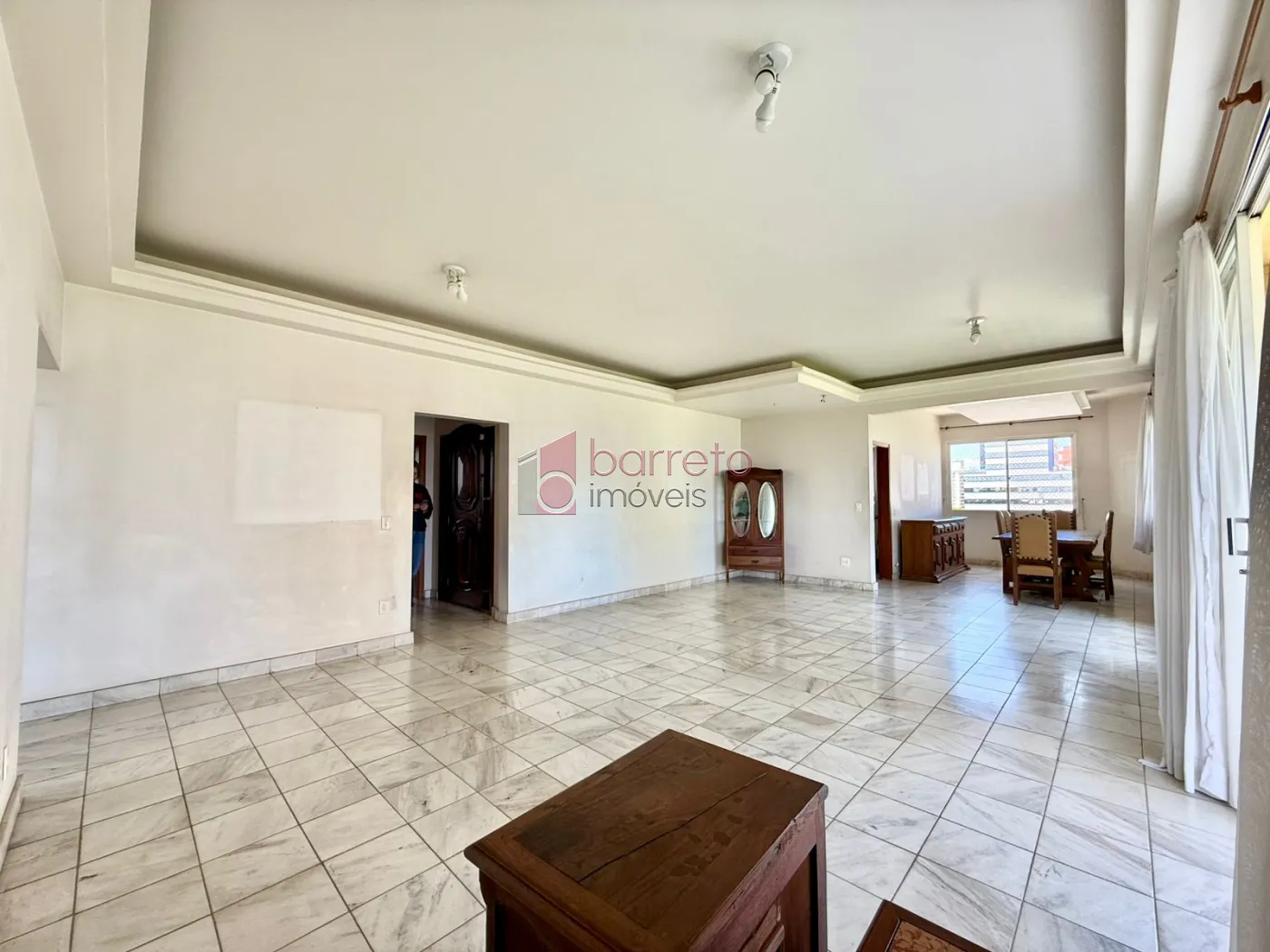 APARTAMENTO COM 3 SUÍTES À VENDA NO EDIFÍCIO IBIZA – CENTRO – JUNDIAÍ/SP
