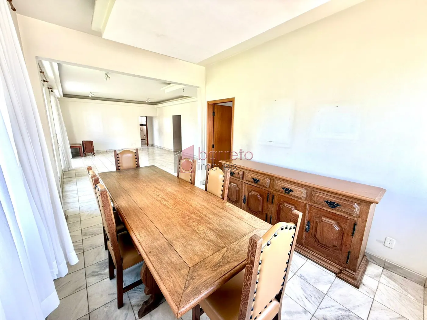 APARTAMENTO COM 3 SUÍTES À VENDA NO EDIFÍCIO IBIZA – CENTRO – JUNDIAÍ/SP