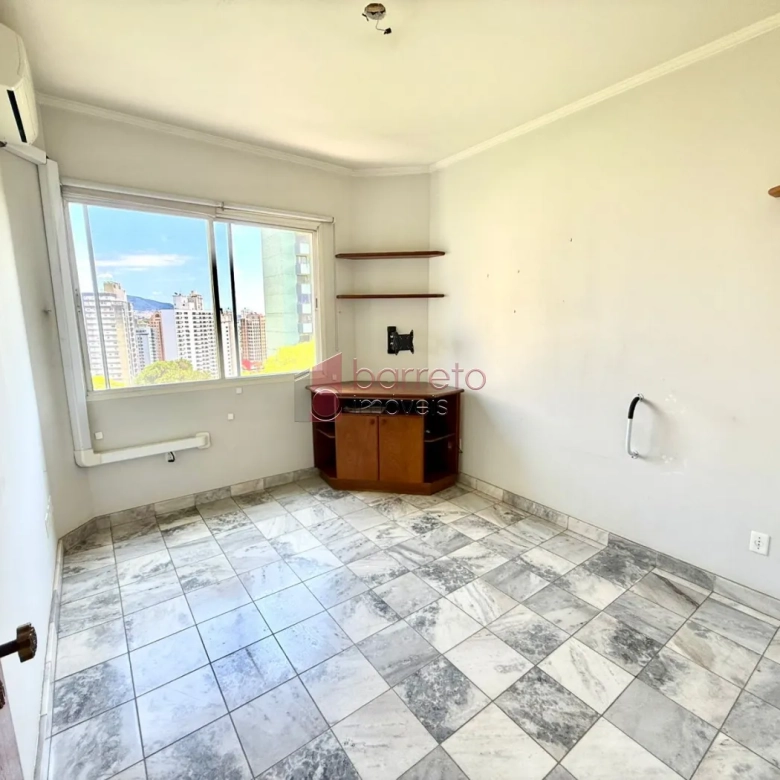 APARTAMENTO COM 3 SUÍTES À VENDA NO EDIFÍCIO IBIZA – CENTRO – JUNDIAÍ/SP