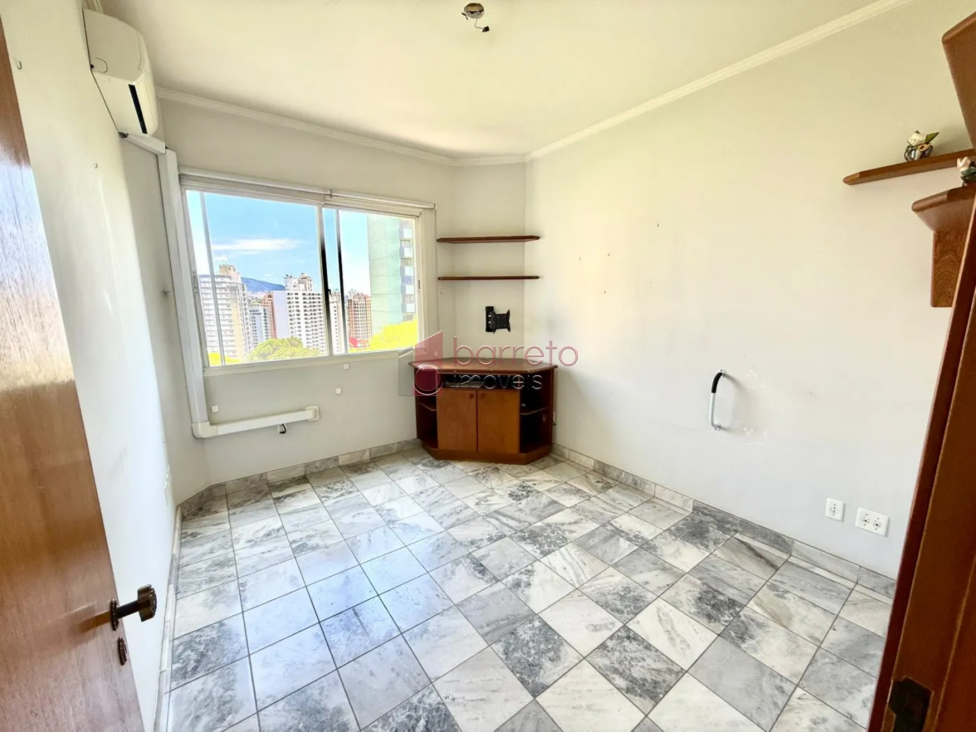APARTAMENTO COM 3 SUÍTES À VENDA NO EDIFÍCIO IBIZA – CENTRO – JUNDIAÍ/SP