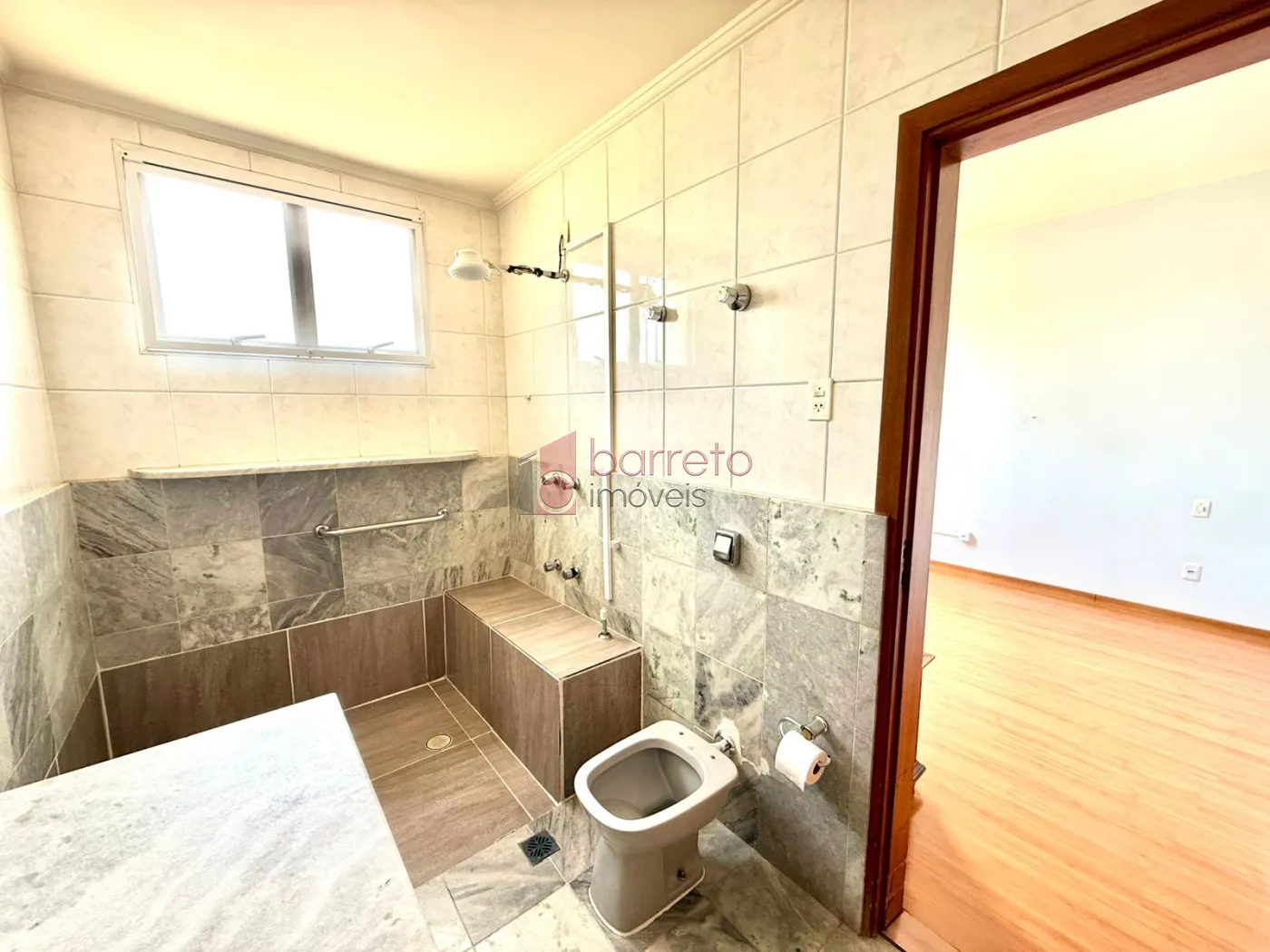 APARTAMENTO COM 3 SUÍTES À VENDA NO EDIFÍCIO IBIZA – CENTRO – JUNDIAÍ/SP