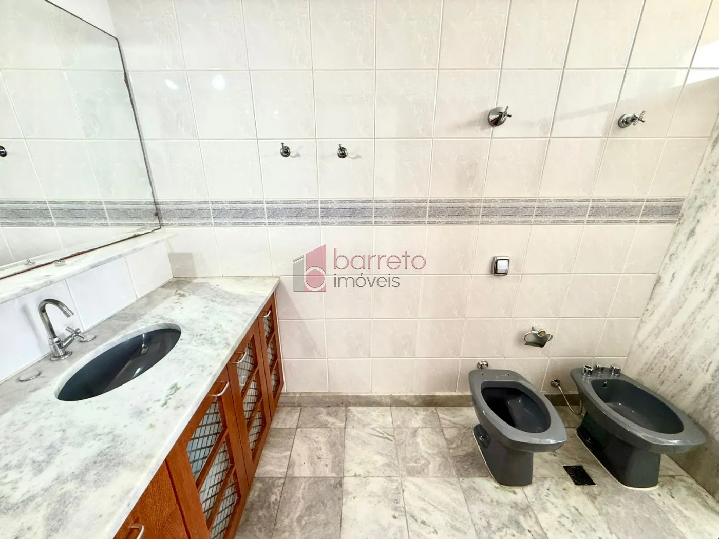 APARTAMENTO COM 3 SUÍTES À VENDA NO EDIFÍCIO IBIZA – CENTRO – JUNDIAÍ/SP