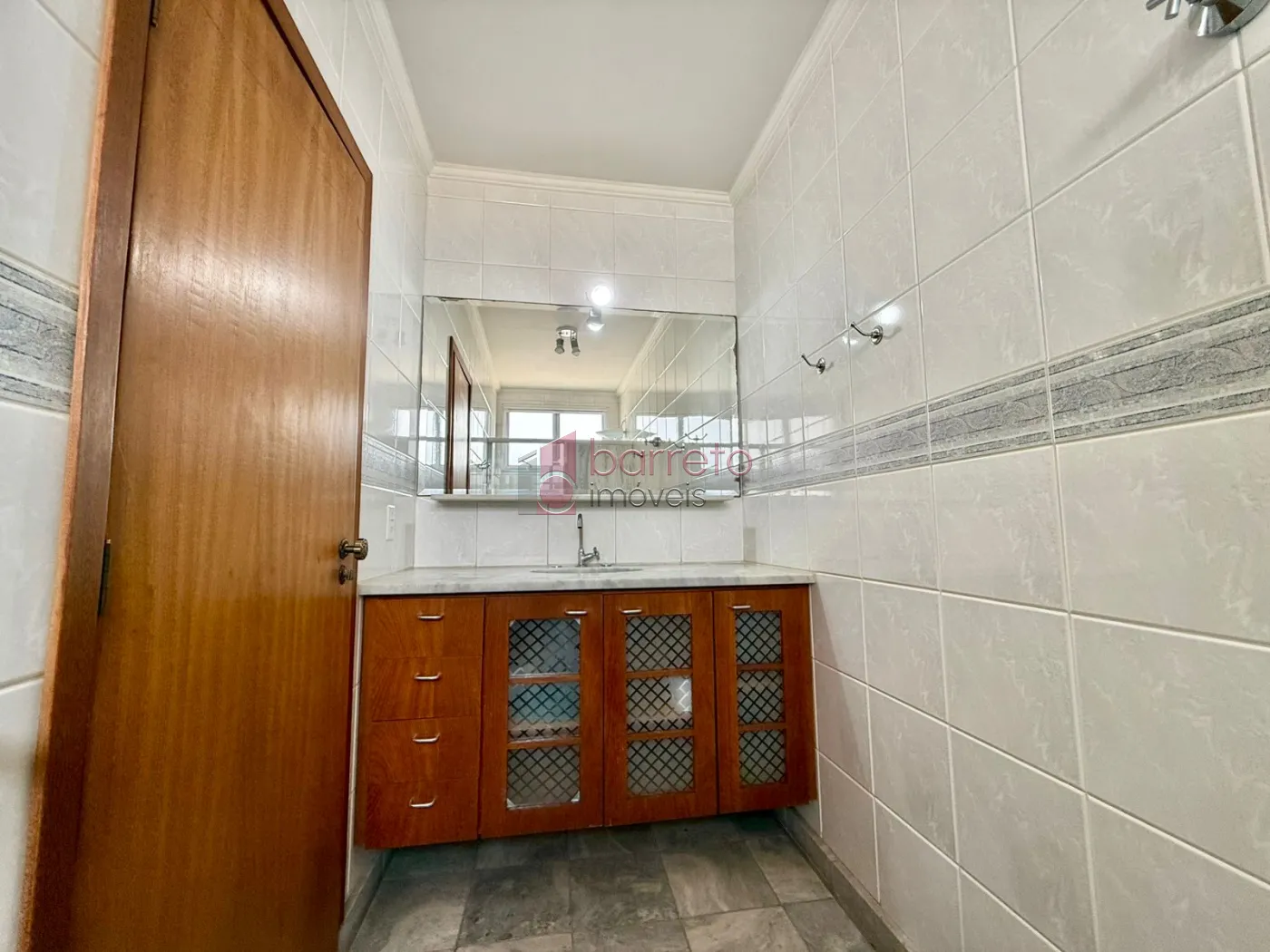 APARTAMENTO COM 3 SUÍTES À VENDA NO EDIFÍCIO IBIZA – CENTRO – JUNDIAÍ/SP
