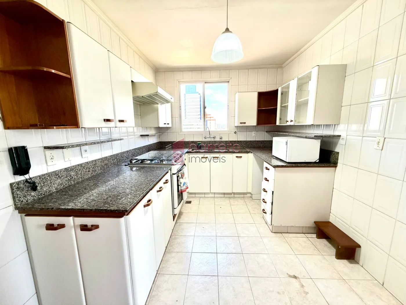 APARTAMENTO COM 3 SUÍTES À VENDA NO EDIFÍCIO IBIZA – CENTRO – JUNDIAÍ/SP