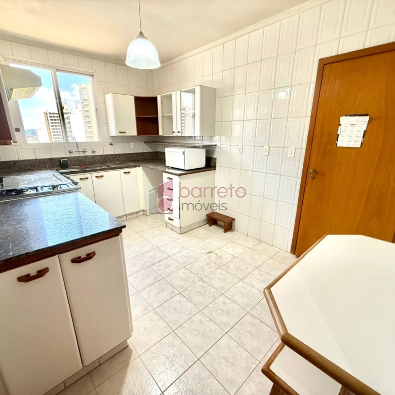 APARTAMENTO COM 3 SUÍTES À VENDA NO EDIFÍCIO IBIZA – CENTRO – JUNDIAÍ/SP