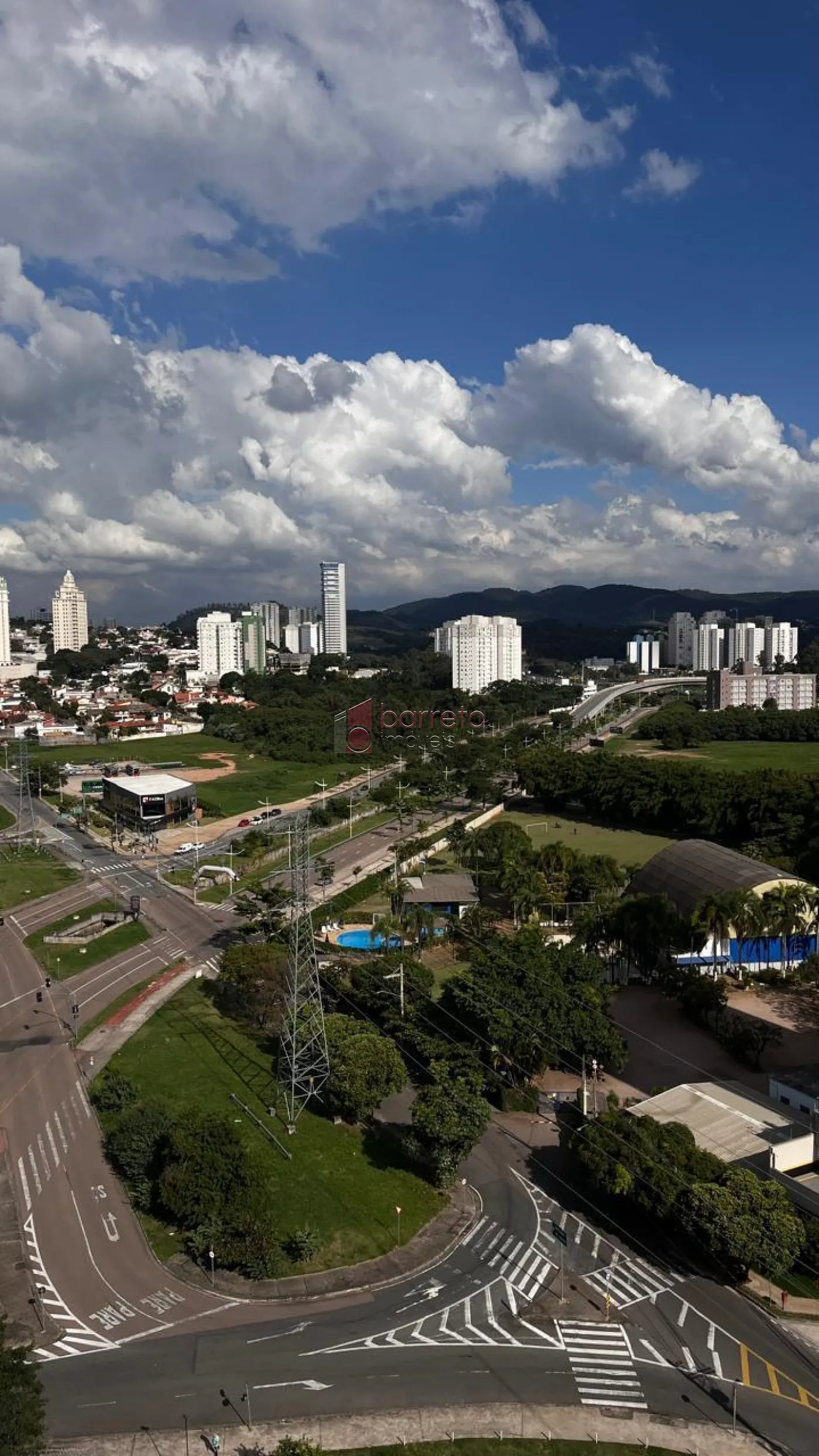 APARTAMENTO À VENDA NO CONDOMÍNIO PRACTICE CLUB HOUSE NO BAIRRO VILA DAS HORTÊNCIAS EM JUNDIAÍ/SP