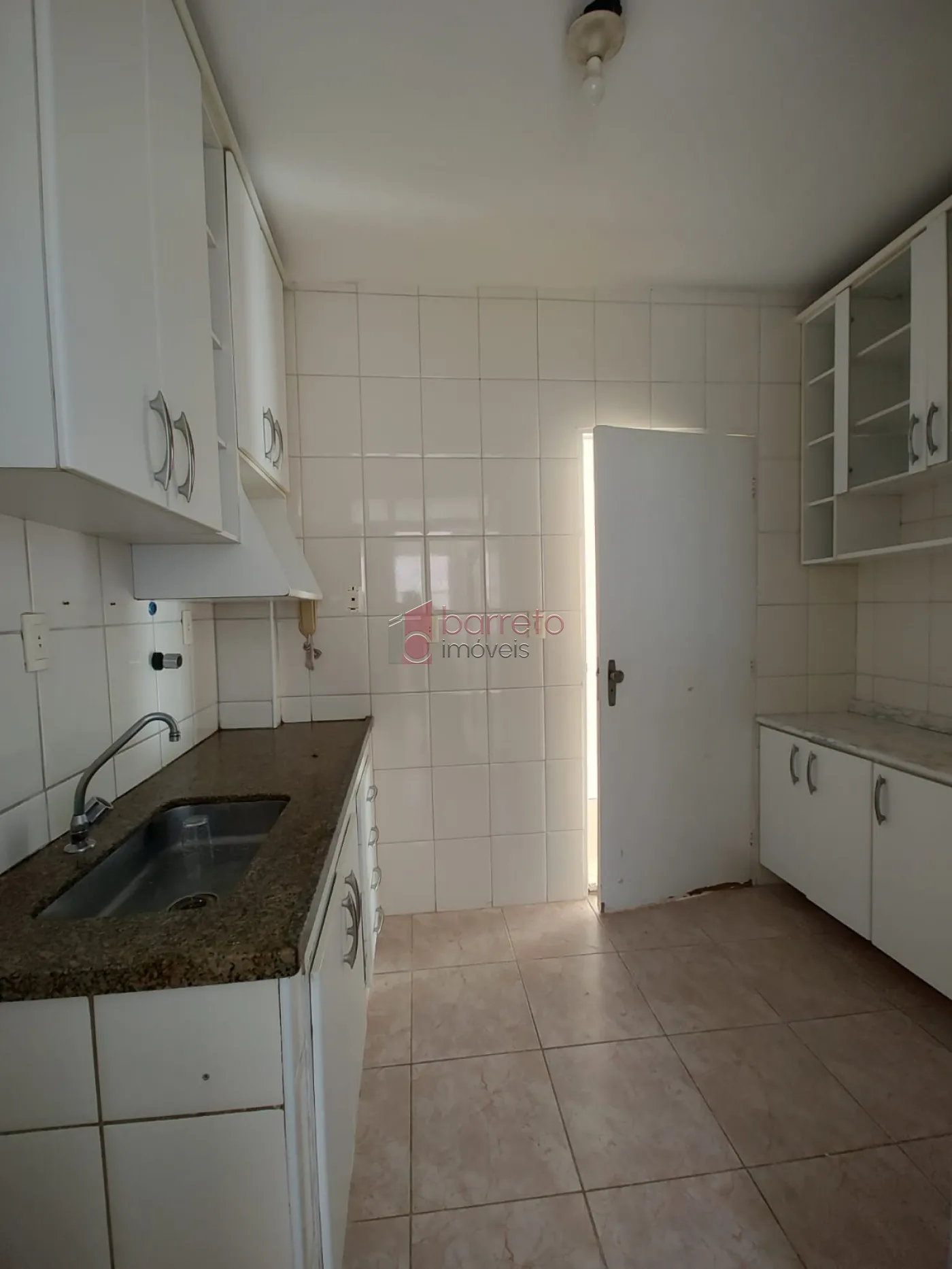 APARTAMENTO À VENDA NO CONDOMÍNIO FLORENÇA – VILA DAS HORTÊNCIAS – JUNDIAÍ/SP