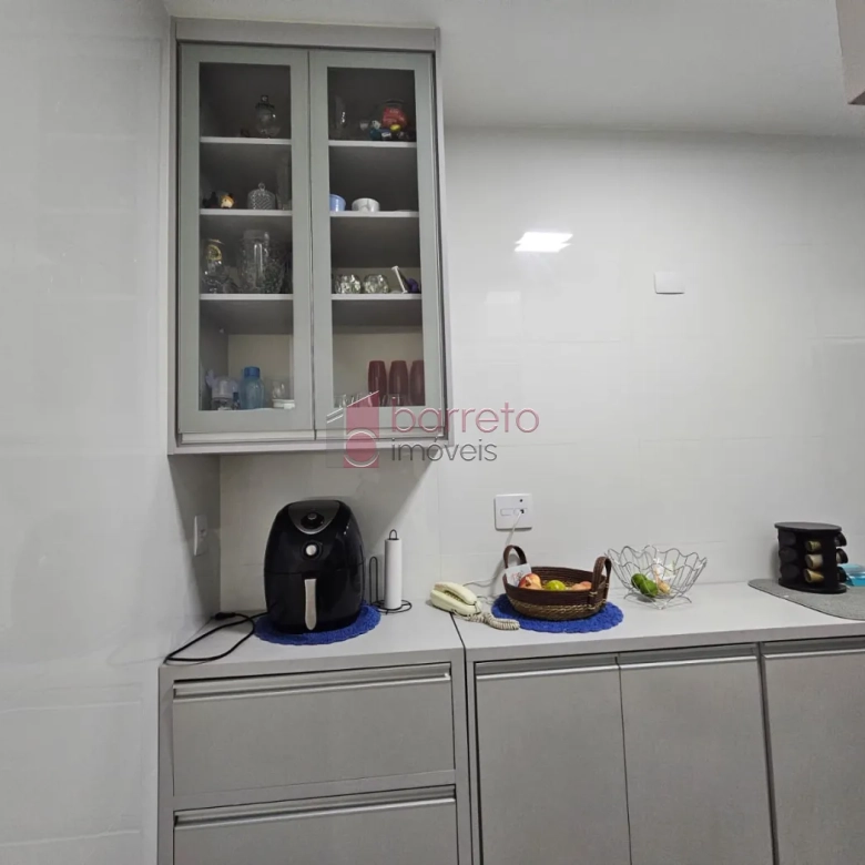APARTAMENTO À VENDA NO CONDOMÍNIO RESIDENCIAL ANCHIETA FLORES EM JUNDIAÍ/SP