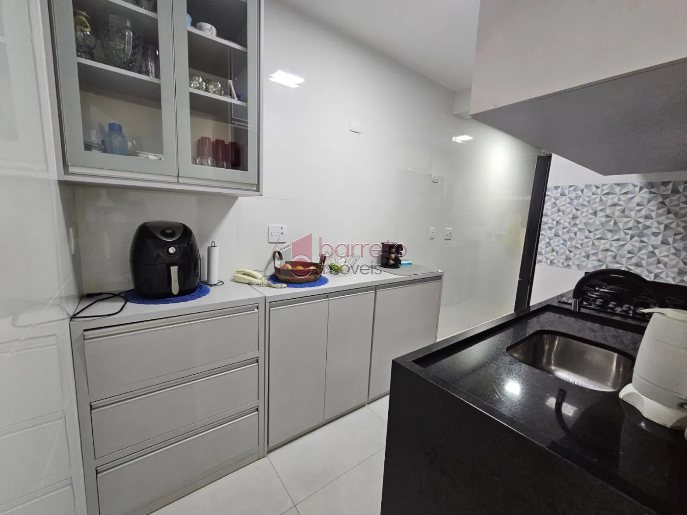 APARTAMENTO À VENDA NO CONDOMÍNIO RESIDENCIAL ANCHIETA FLORES EM JUNDIAÍ/SP
