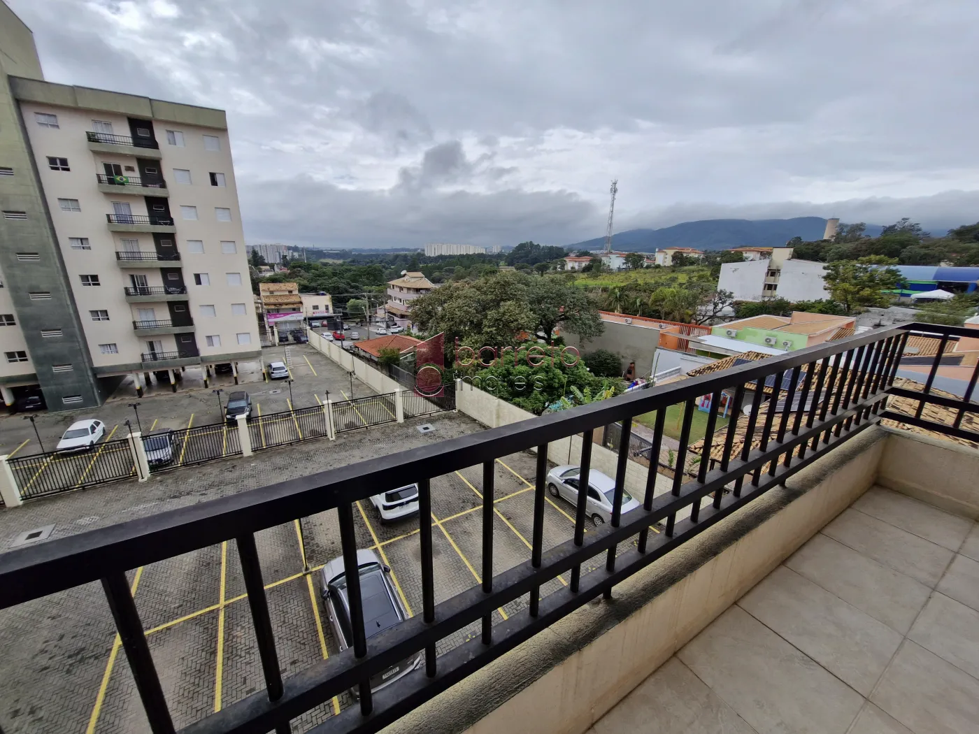 APARTAMENTO MOBILIADO PARA LOCAÇÃO NO CONDOMÍNIO VIVARTE MEDEIROS – JUNDIAÍ/SP