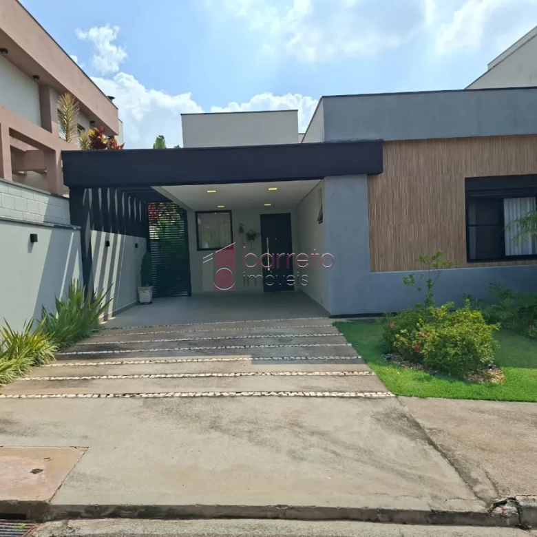 CASA SEMI MOBILIADA À VENDA NO CONDOMÍNIO RESIDENCIAL DOS IPÊS – ENGORDADOURO – JUNDIAÍ/SP