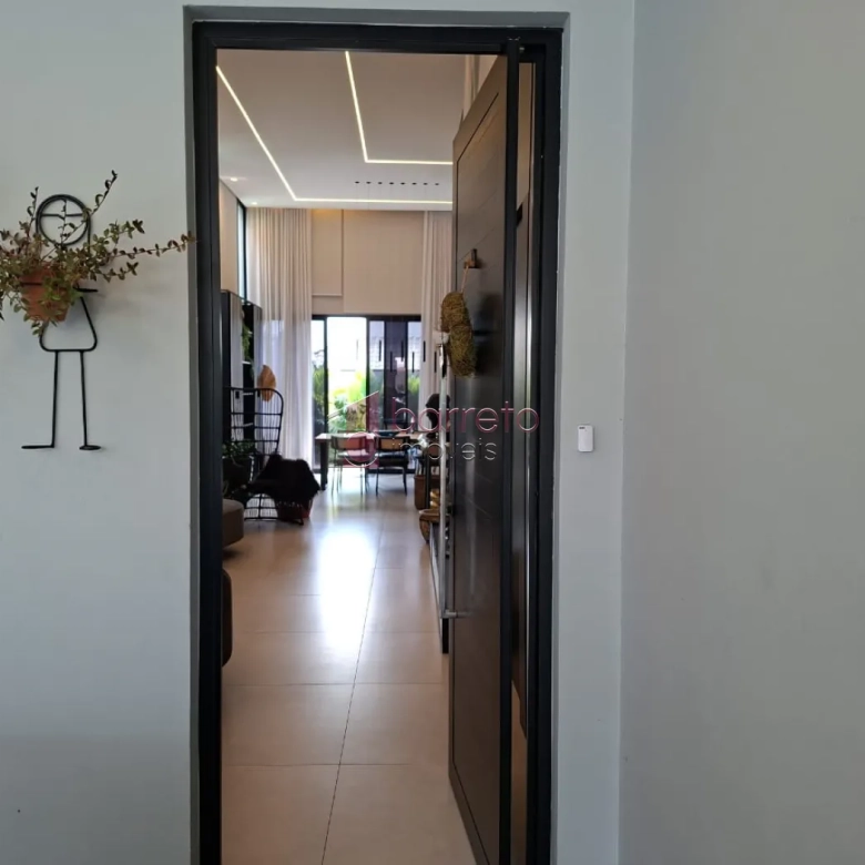 CASA SEMI MOBILIADA À VENDA NO CONDOMÍNIO RESIDENCIAL DOS IPÊS – ENGORDADOURO – JUNDIAÍ/SP