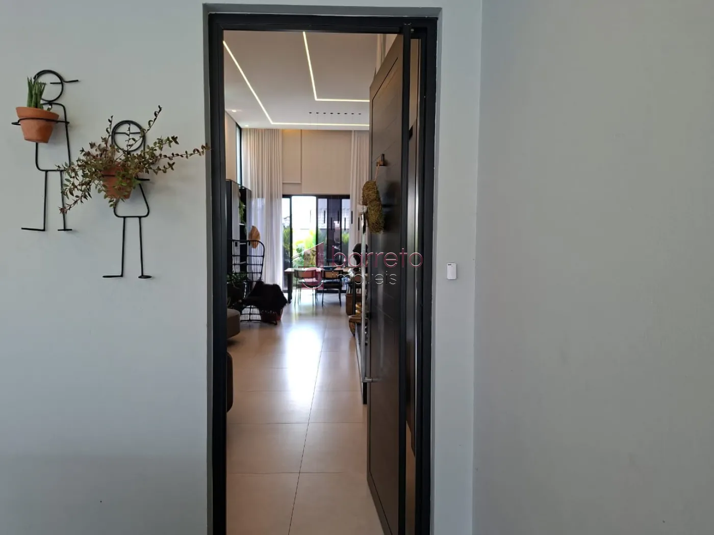 CASA SEMI MOBILIADA À VENDA NO CONDOMÍNIO RESIDENCIAL DOS IPÊS – ENGORDADOURO – JUNDIAÍ/SP