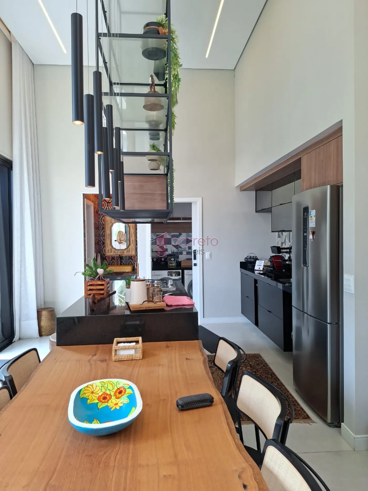 CASA SEMI MOBILIADA À VENDA NO CONDOMÍNIO RESIDENCIAL DOS IPÊS – ENGORDADOURO – JUNDIAÍ/SP