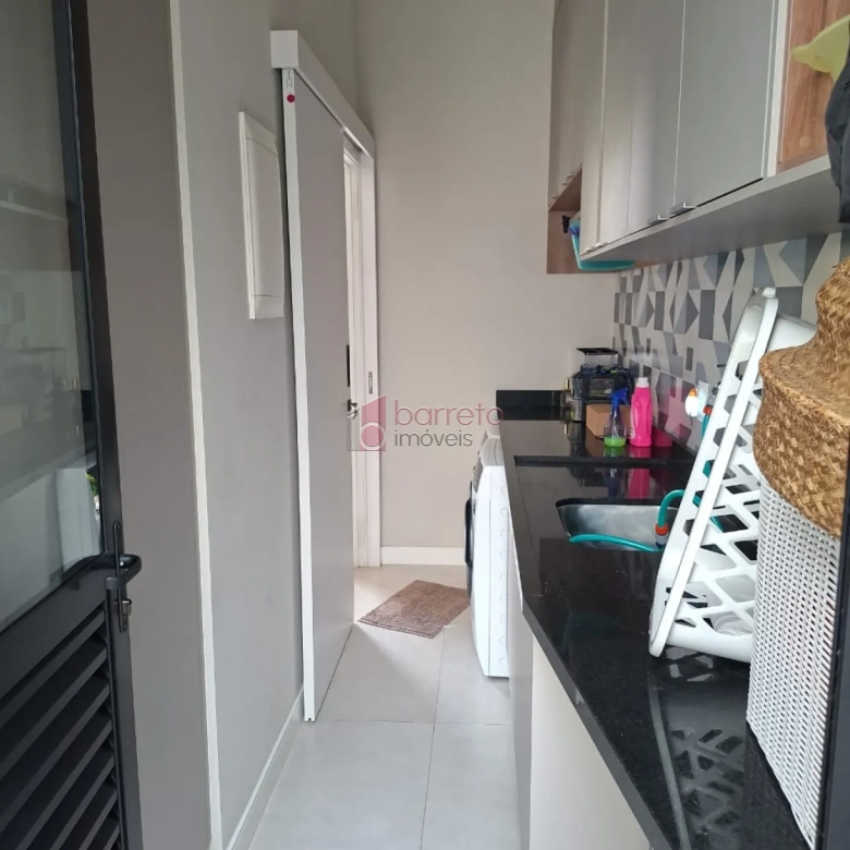 CASA SEMI MOBILIADA À VENDA NO CONDOMÍNIO RESIDENCIAL DOS IPÊS – ENGORDADOURO – JUNDIAÍ/SP