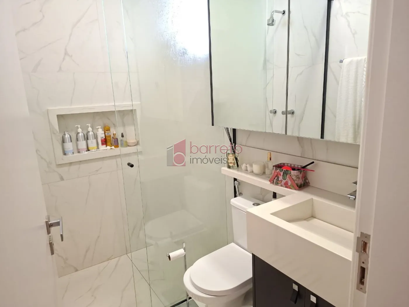 CASA SEMI MOBILIADA À VENDA NO CONDOMÍNIO RESIDENCIAL DOS IPÊS – ENGORDADOURO – JUNDIAÍ/SP