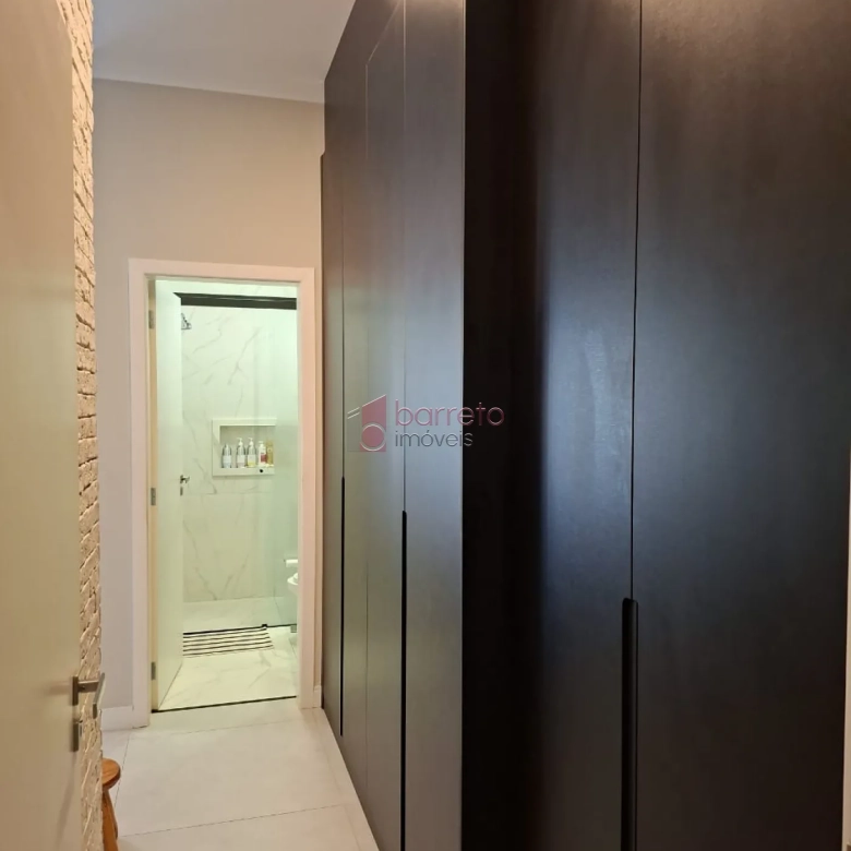 CASA SEMI MOBILIADA À VENDA NO CONDOMÍNIO RESIDENCIAL DOS IPÊS – ENGORDADOURO – JUNDIAÍ/SP